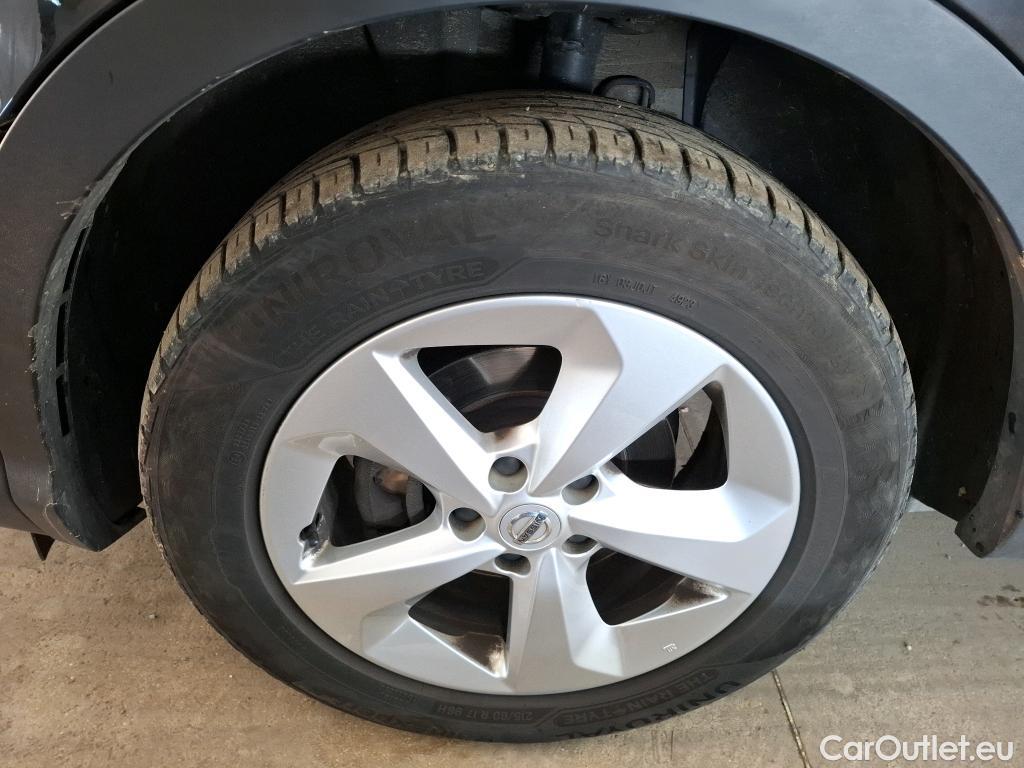  Nissan  Qashqai NISSAN  / 2017 / 5P / Crossover 1.5 DCI 115 DCT Business Edition #16