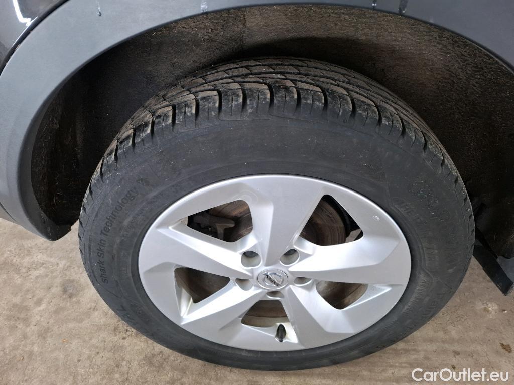  Nissan  Qashqai NISSAN  / 2017 / 5P / Crossover 1.5 DCI 115 DCT Business Edition #18