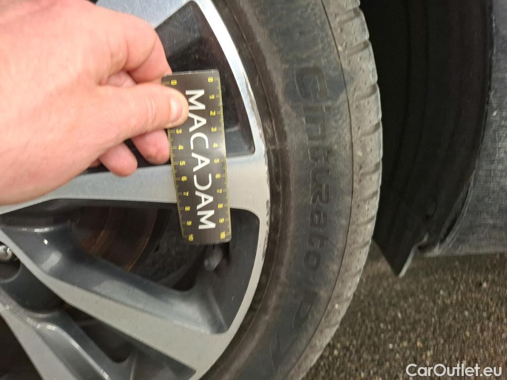  Hyundai  i30  cw Creative 1.6 CRDi 115CV BVA7 E6d #19