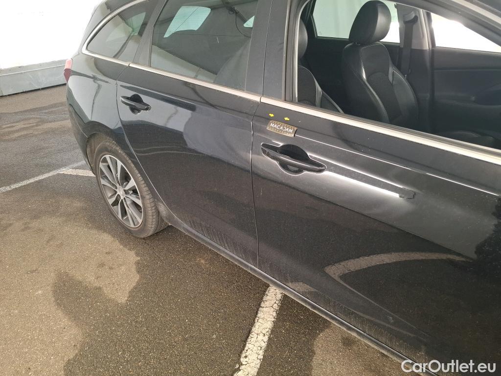  Hyundai  i30  cw Creative 1.6 CRDi 115CV BVA7 E6d #32