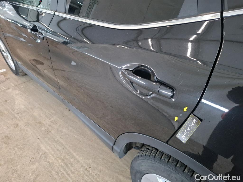 Nissan  Qashqai NISSAN  / 2017 / 5P / Crossover 1.5 DCI 115 DCT Business Edition #24