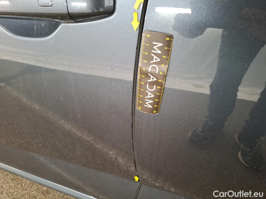  Renault  Megane  IV Berline 5 ptes. Business 1.0 TCe 115CV BVM6 E6d / VO RECONDITIONNE - PHOTOS AVANT RECONDITIONNEMENT #3