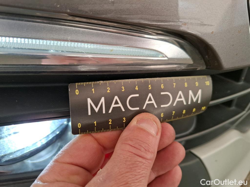  Renault  Captur RENAULT  / 2017 / 5P / Crossover Intens TCe 150 EDC FAP #12