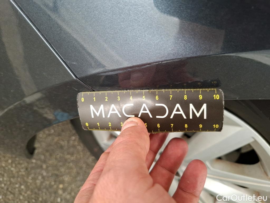  Renault  Megane  IV Berline 5 ptes. Business 1.0 TCe 115CV BVM6 E6d / VO RECONDITIONNE - PHOTOS AVANT RECONDITIONNEMENT #10