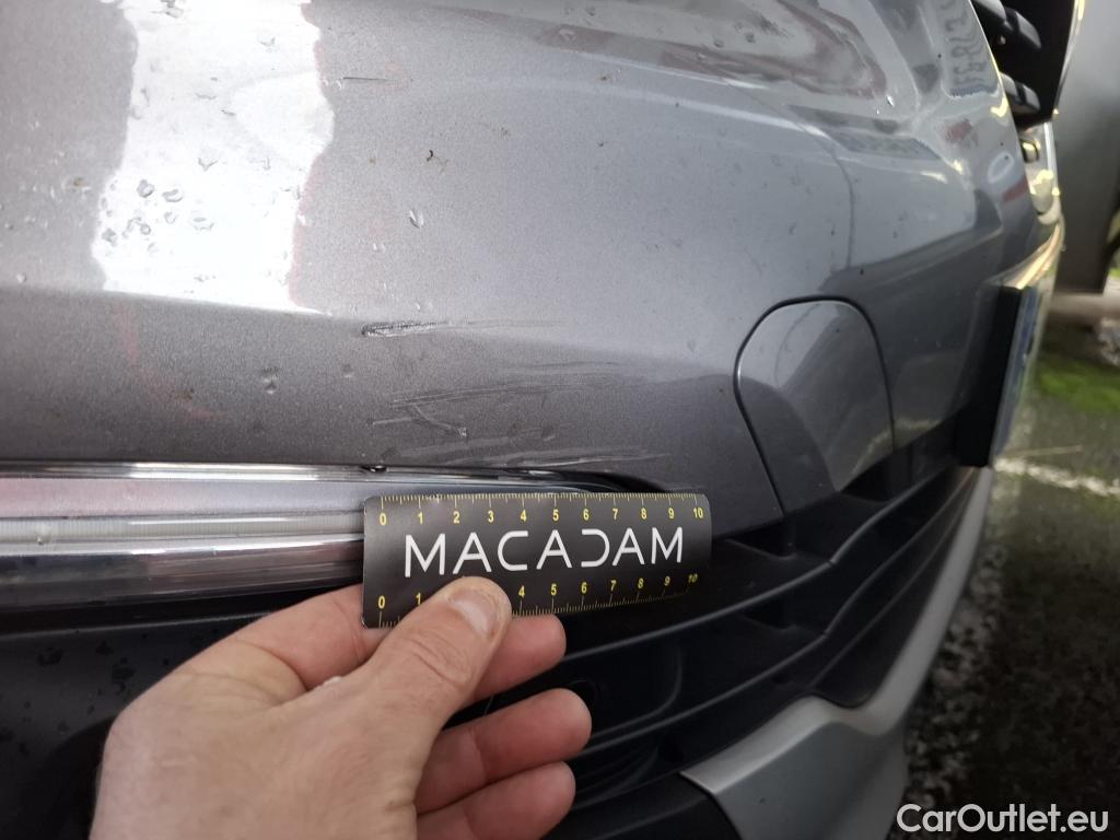  Renault  Captur RENAULT  / 2017 / 5P / Crossover Intens TCe 150 EDC FAP #6