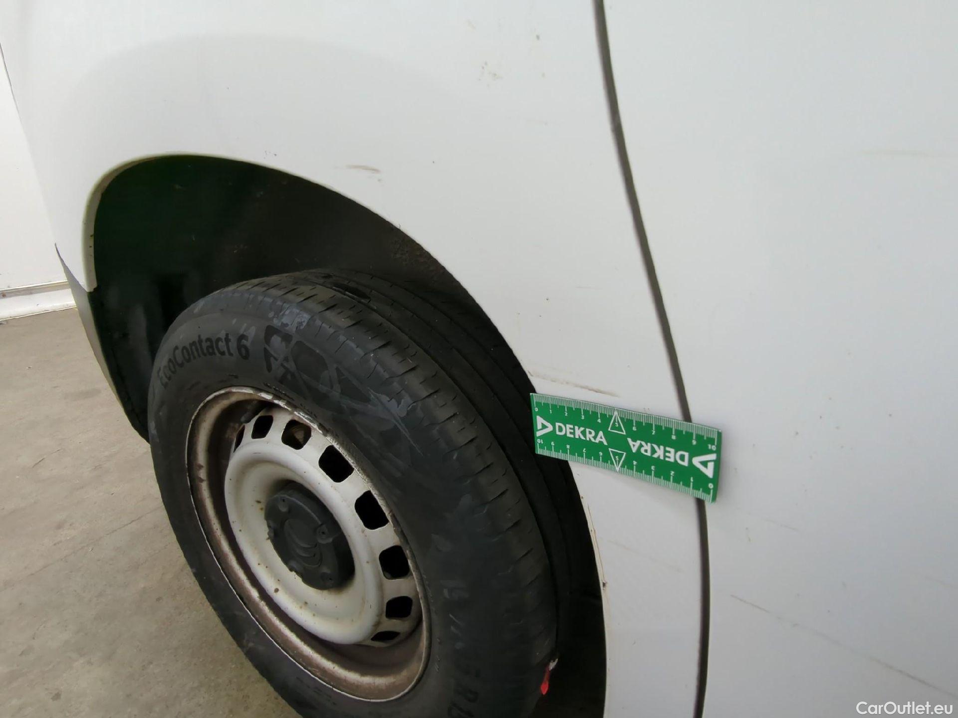  Citroen  Berlingo  Fourgon Club M 650 1.5 BlueHDi 75CV BVM5 E6dT #36