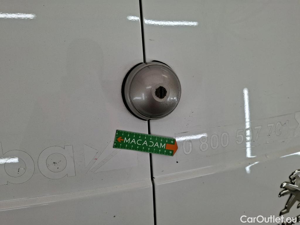  Peugeot  Expert  Fourgon Asphalt Standard 1.5 HDi 120CV BVM6 E6d #13