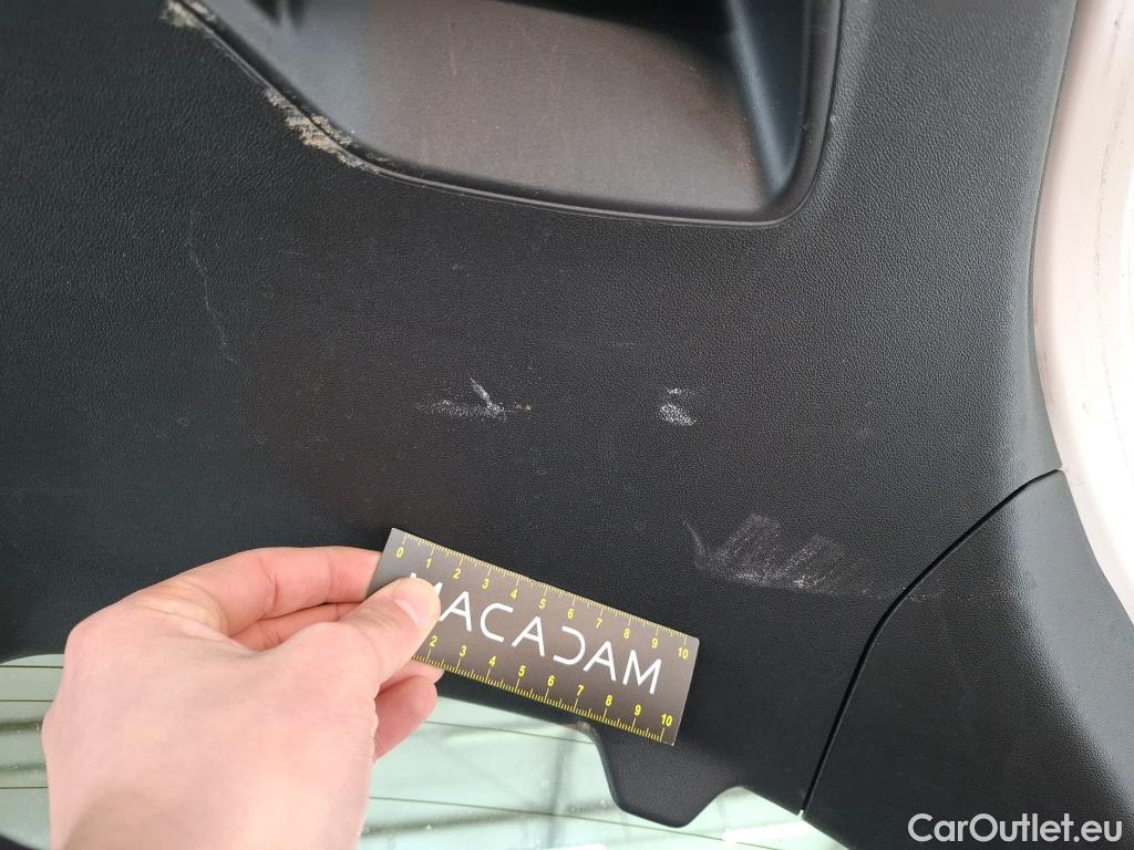  Peugeot  208  Affaire Premium Pack 1.5 HDi 100CV BVM5 E6dT #8