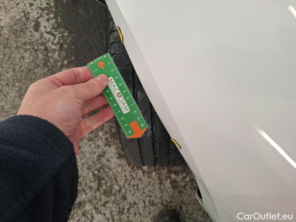  Renault  Megane  IV Berline 5pt. Société Air 1.5 dCi 90CV BVM6 E6 #9