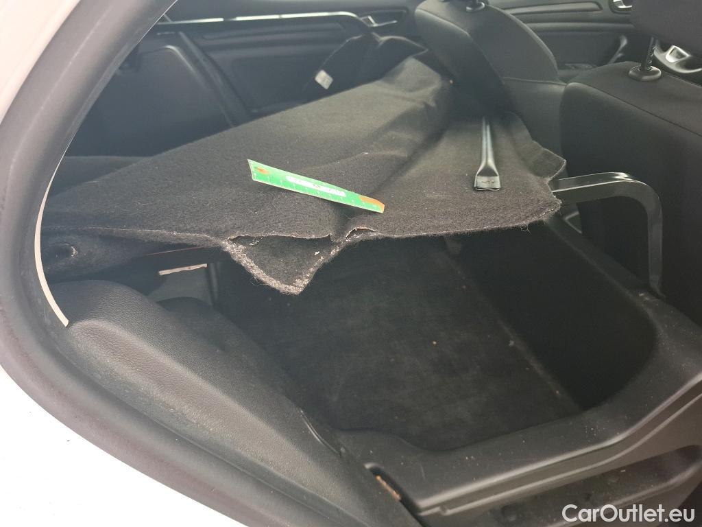  Renault  Megane  IV Berline 5pt. Société Air 1.5 dCi 90CV BVM6 E6 #23