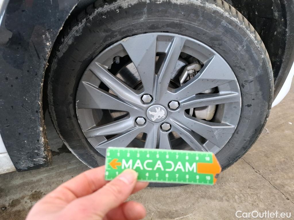  Peugeot  208  (e-) Active Business R 50kWh BVA / TRANSFO VP/VF #23