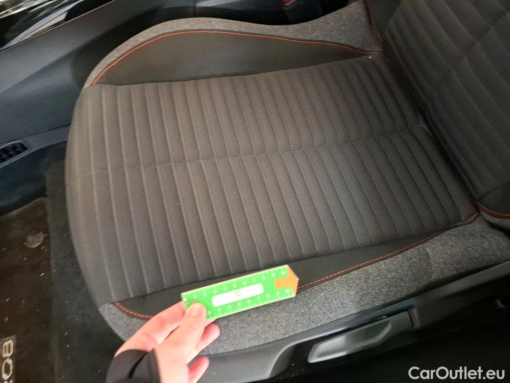  Peugeot  208  (e-) Active Business 50kWh BVA #12