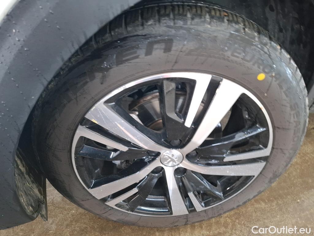  Peugeot  3008  GT 1.2 PureTech 130CV BVA8 E6d #5