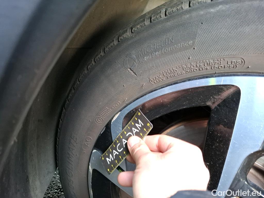  Citroen  C5 CITROEN  Aircross  2018  5P  SUV Hybrid 225 EAT8 Business #16