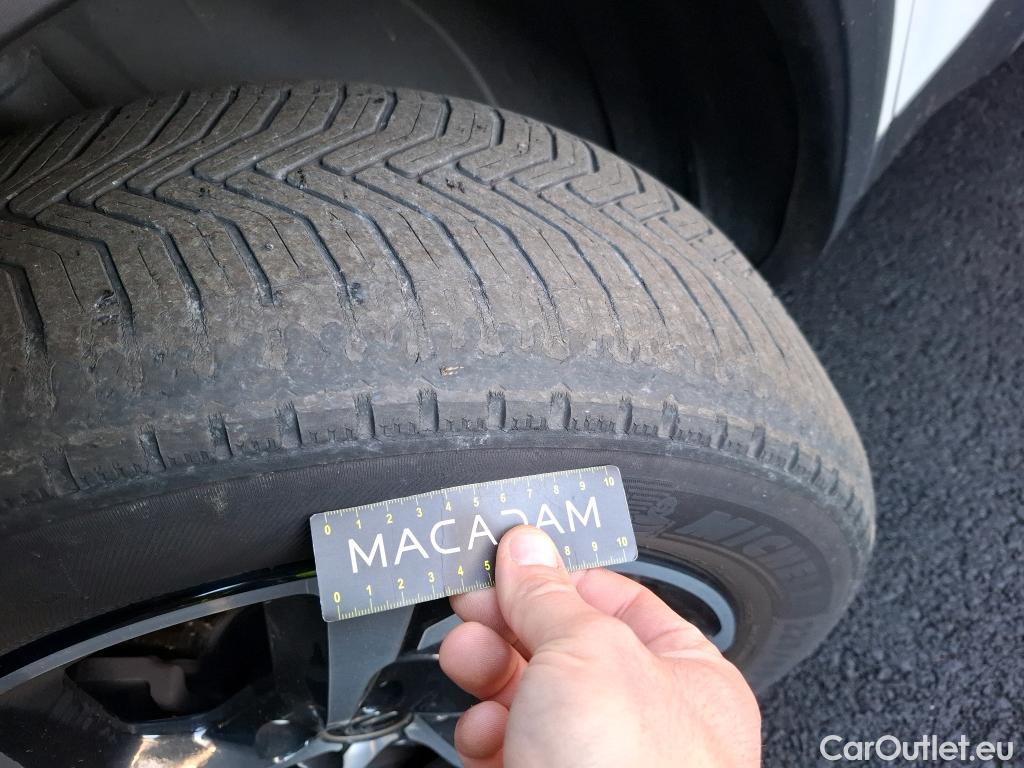  Citroen  C5 CITROEN  Aircross  2018  5P  SUV Hybrid 225 EAT8 Business #5