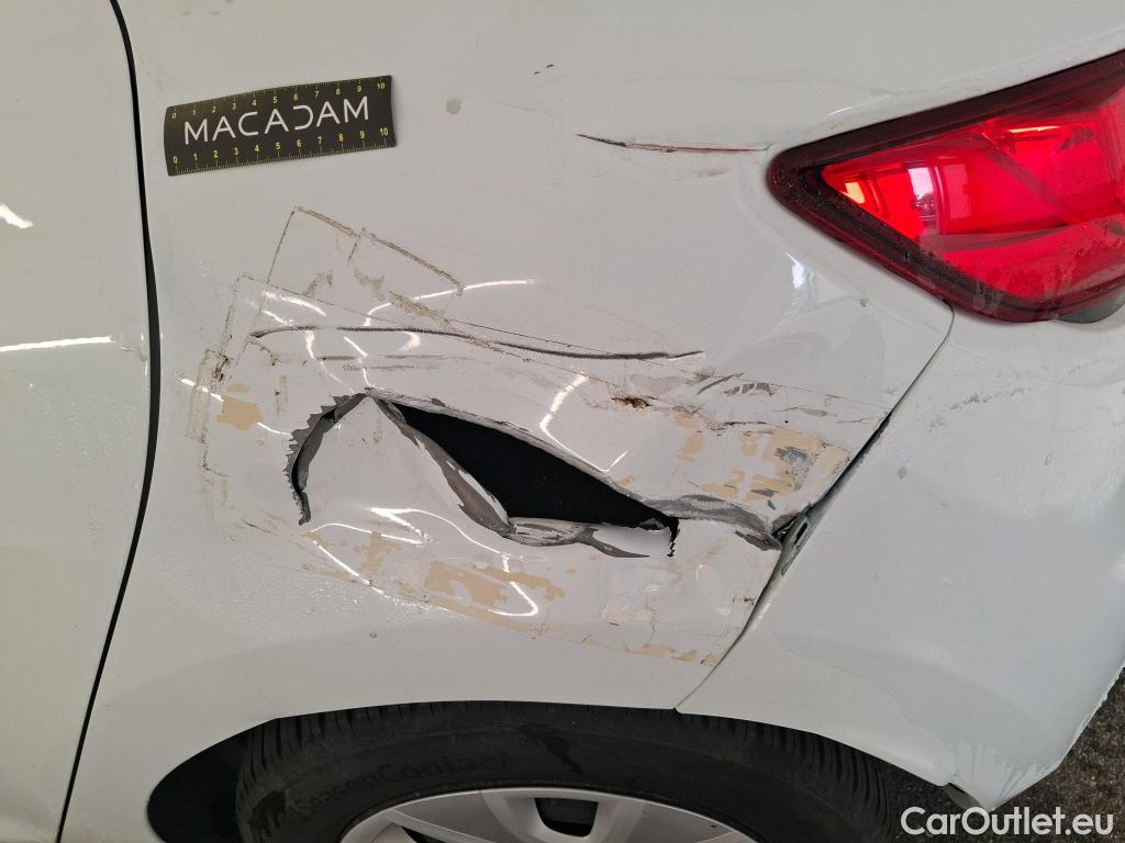  Renault  Clio  IV Air 1.5 dCi 90CV BVM5 E6 #2