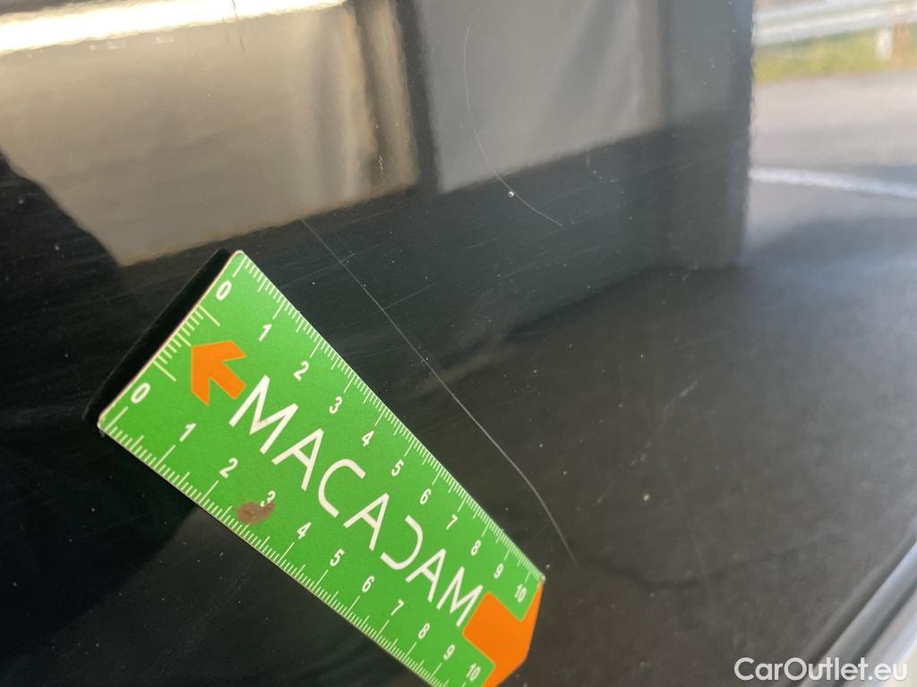  Peugeot  3008 PEUGEOT  / 2020 / 5P / SUV 1.6 HYBRID 225 E-EAT8 Allure Pack #22