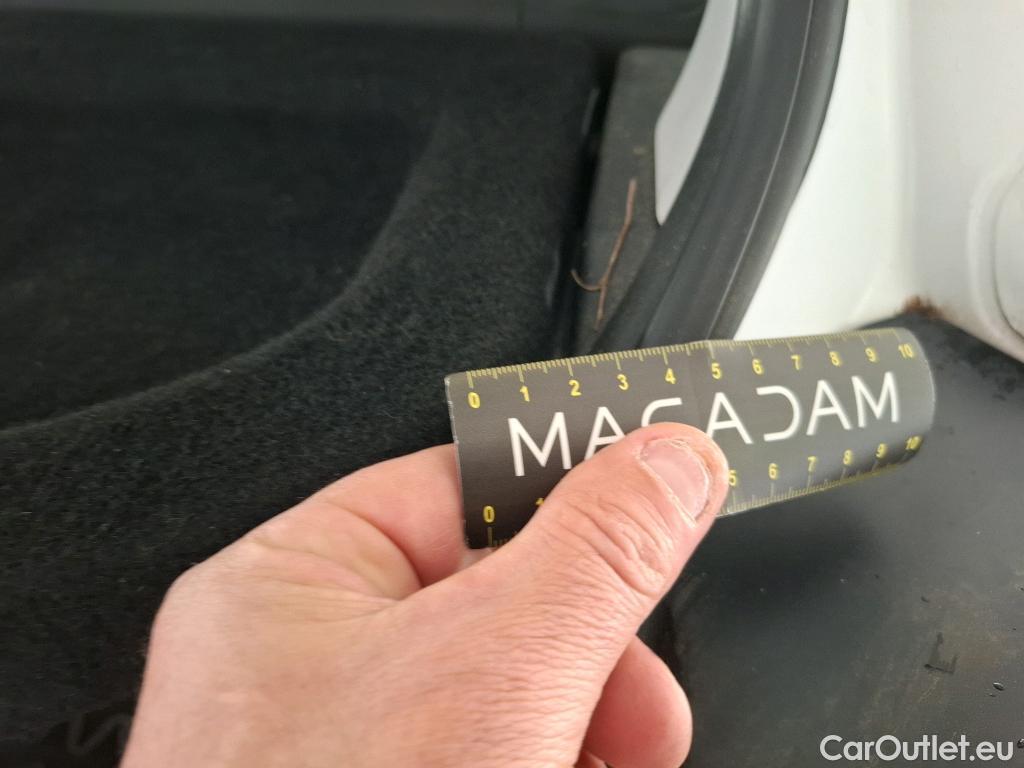  Hyundai  i10  Intuitive 1.0 65CV BVM5 E6dT #31