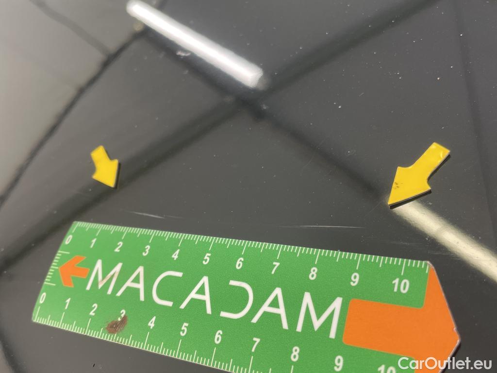  Peugeot  3008 PEUGEOT  / 2020 / 5P / SUV 1.6 HYBRID 225 E-EAT8 Allure Pack #27