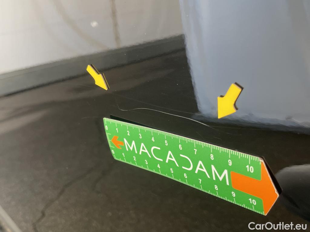  Peugeot  3008 PEUGEOT  / 2020 / 5P / SUV 1.6 HYBRID 225 E-EAT8 Allure Pack #2