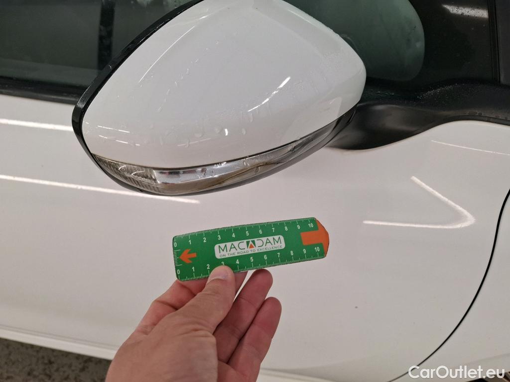  Peugeot  208  Active 1.6 HDi 75CV BVM5 E6 #20