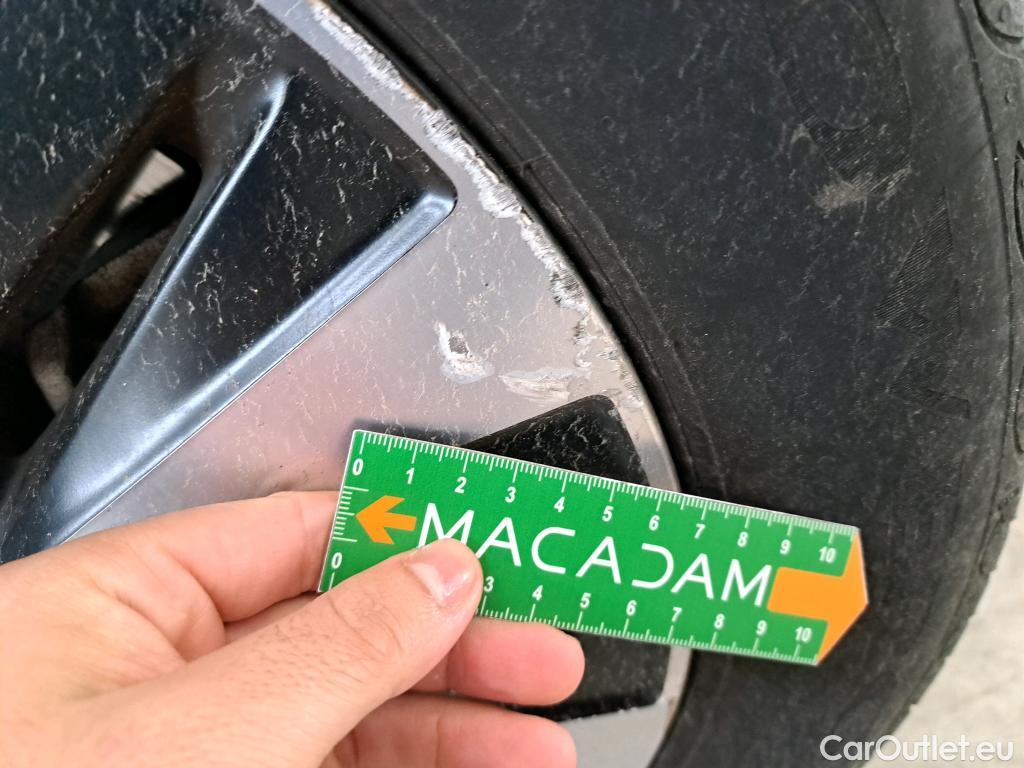  Mercedes  A-Klasse MERCEDES-BENZ Classe A Compact / 2018 / 5P / Berline A 250 e Business Line 8G-DCT #6