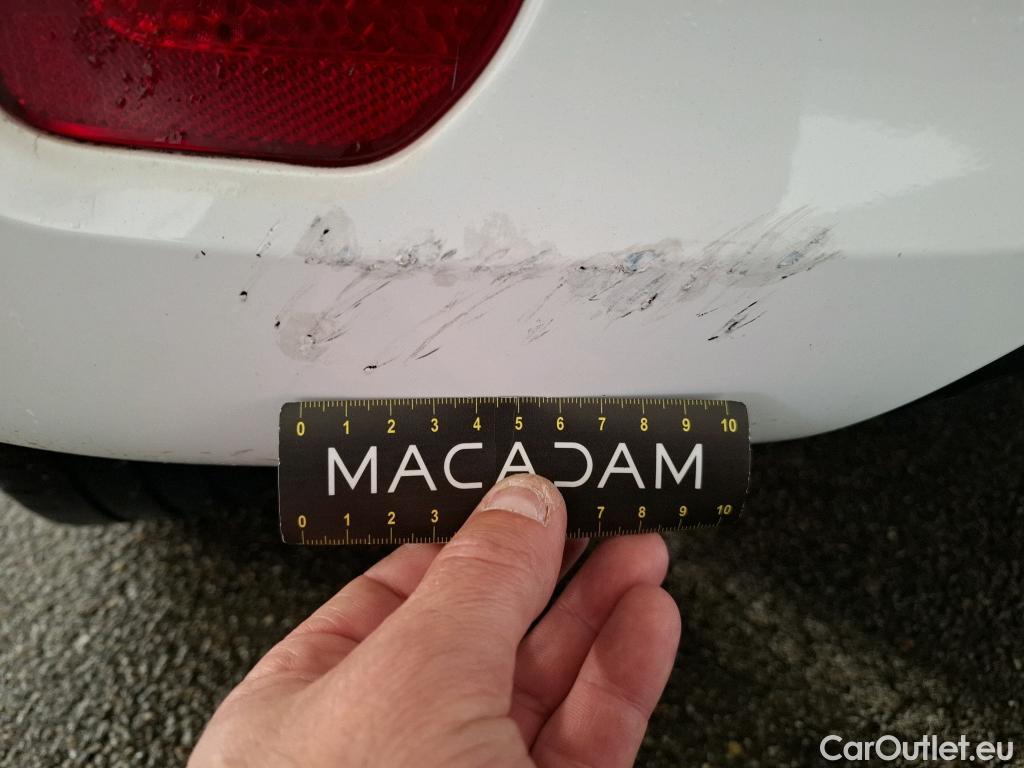  Hyundai  i10  Intuitive 1.0 65CV BVM5 E6dT #8