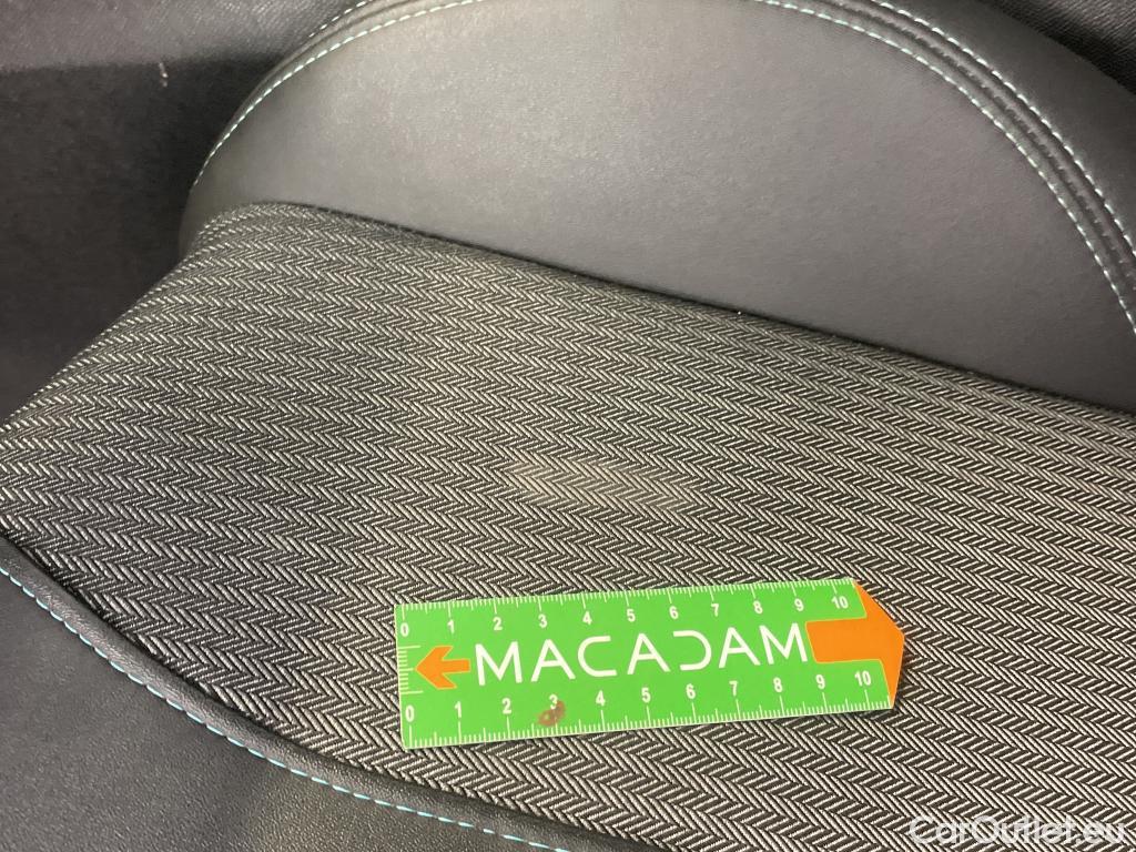  Peugeot  3008 PEUGEOT  / 2020 / 5P / SUV 1.6 HYBRID 225 E-EAT8 Allure Pack #12