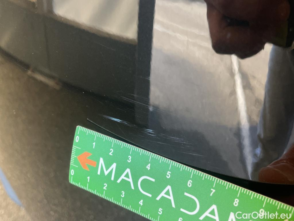  Peugeot  3008 PEUGEOT  / 2020 / 5P / SUV 1.6 HYBRID 225 E-EAT8 Allure Pack #40