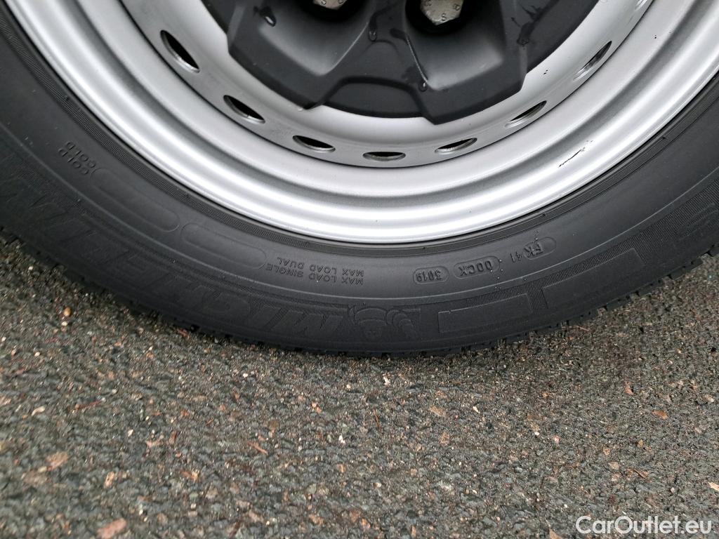  Iveco  Daily IVECO  VU 4p Fourgon 35S14GA8 V/P11 H2 3520 #20