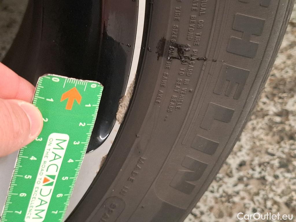  Citroen  C3  Shine 1.2 PureTech 110CV BVA6 E6d / TRANSFO VP VF #4