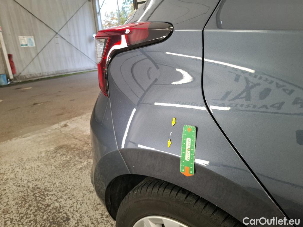  Nissan  Micra NISSAN  / 2016 / 5P / Berline IG-T 100 Business Edition #8