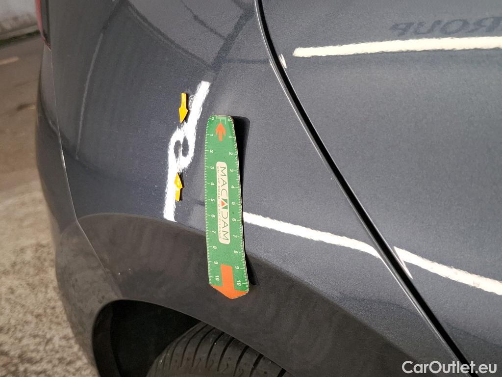  Nissan  Micra NISSAN  / 2016 / 5P / Berline IG-T 100 Business Edition #9