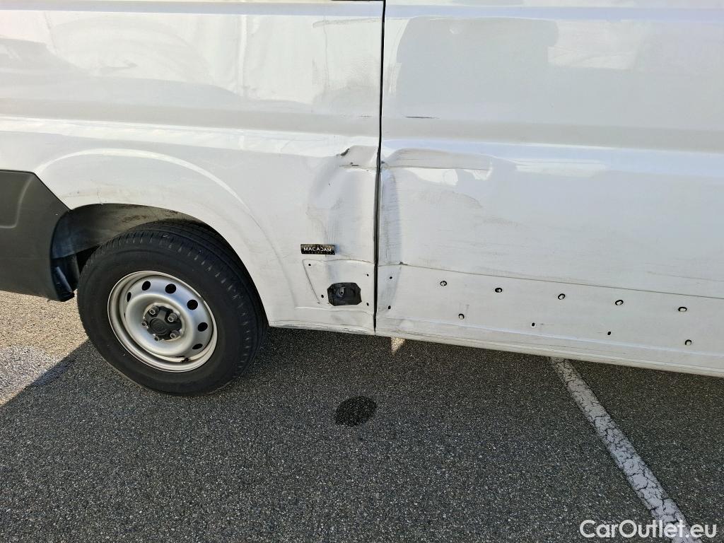  Fiat  Ducato FIAT  2014 4P Fourgon tôlé 2.3 Multijet 120 3.0 M H2 Business #39