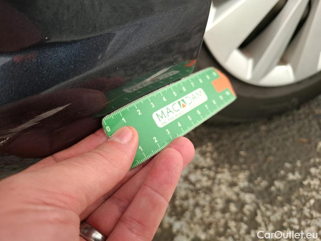  Nissan  Micra NISSAN  / 2016 / 5P / Berline IG-T 100 Business Edition #3