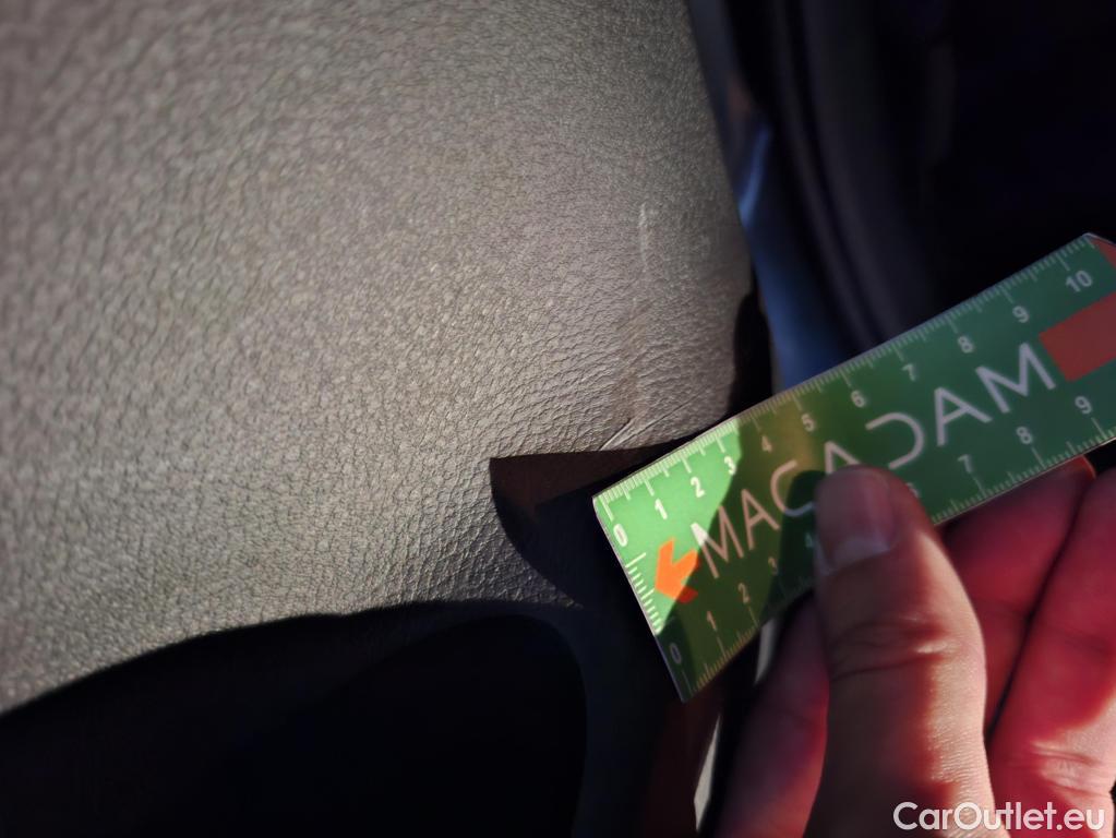  Nissan  Micra  / 2016 / 5P / Berline IG-T 92 Business Edition / TRANSFO VP/VF #43