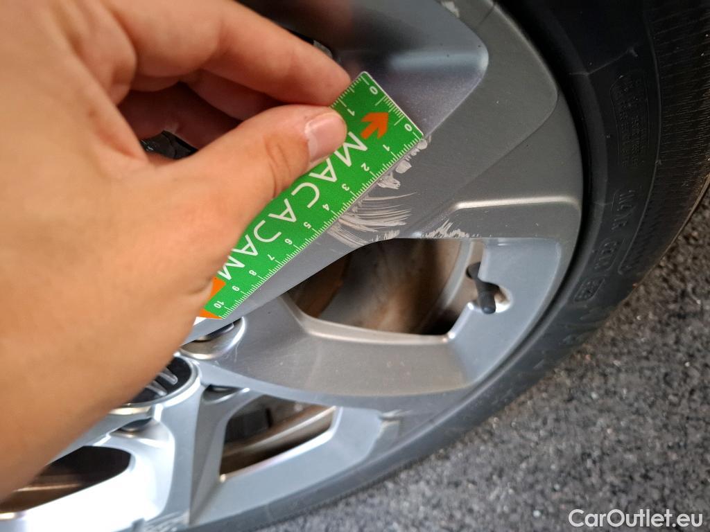  Citroen  C5 CITROEN  Aircross / 2018 / 5P / SUV Hybrid 225 ë-EAT8 Business #4