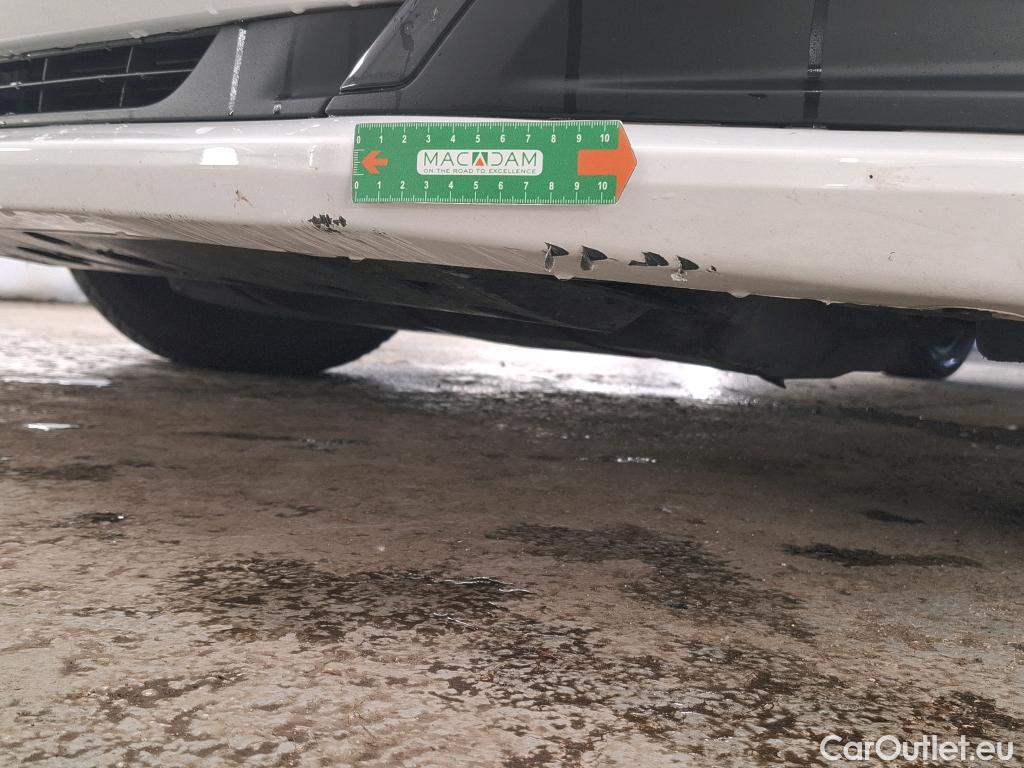  Peugeot  208  Active 1.6 HDi 75CV BVM5 E6 #14