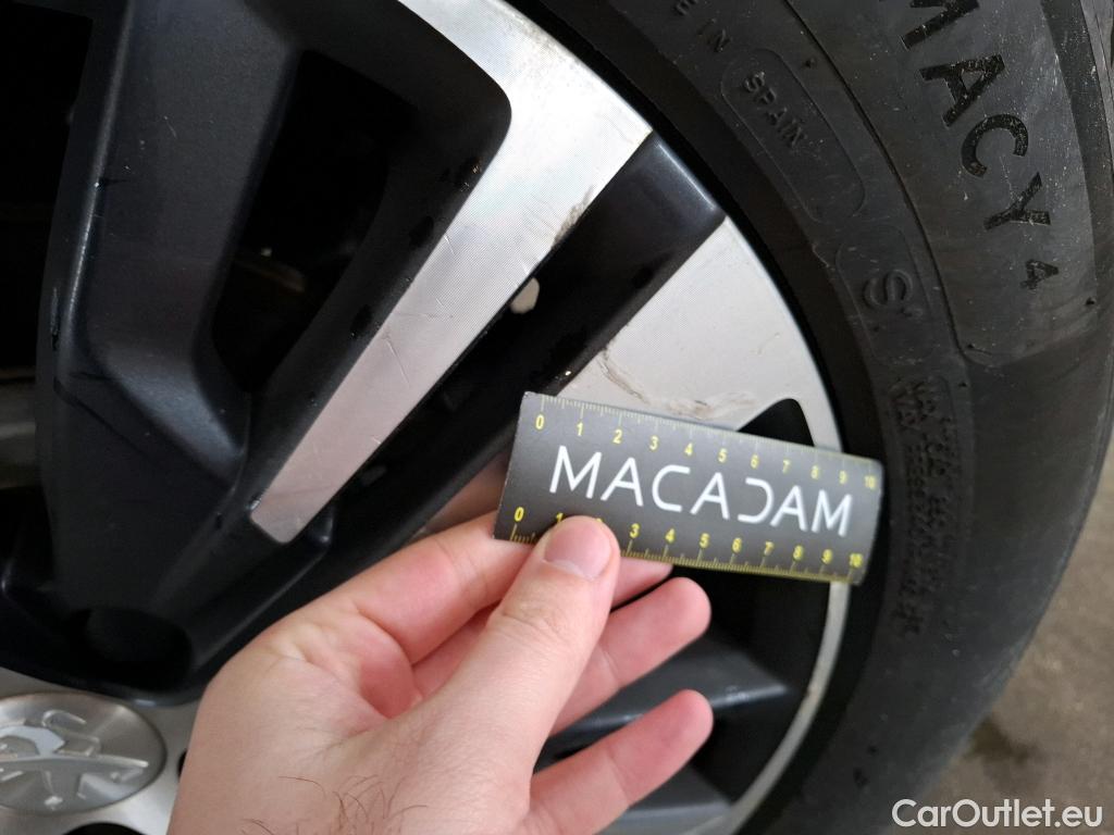  Peugeot  3008  Allure Business 1.2 PureTech 130CV BVA8 E6d #13