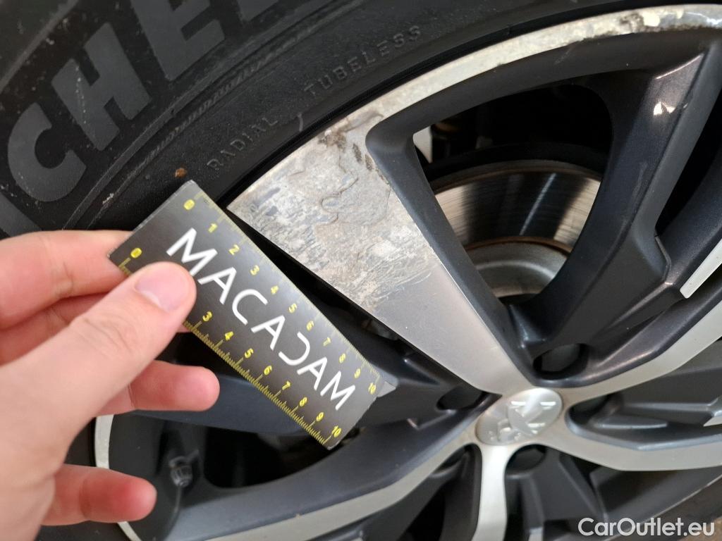  Peugeot  3008  Allure Business 1.2 PureTech 130CV BVA8 E6d #20