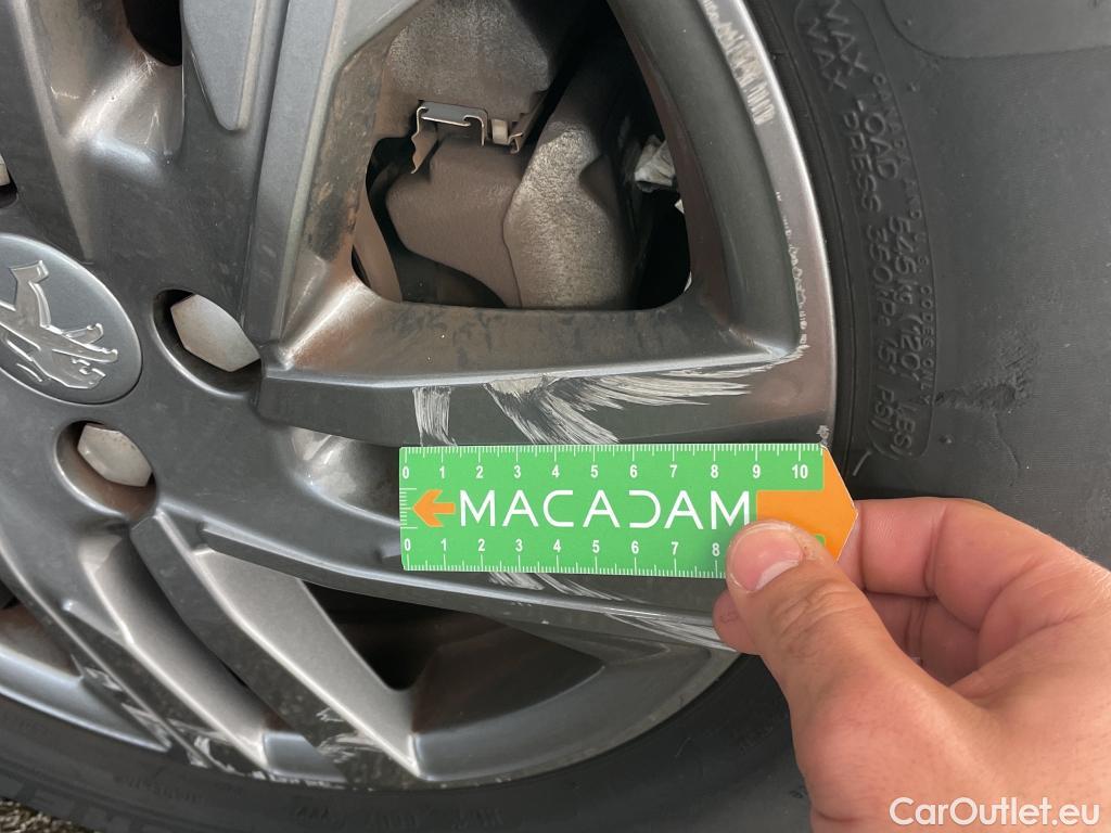  Peugeot  208  Style 1.2 PureTech 100CV BVA8 E6d #17