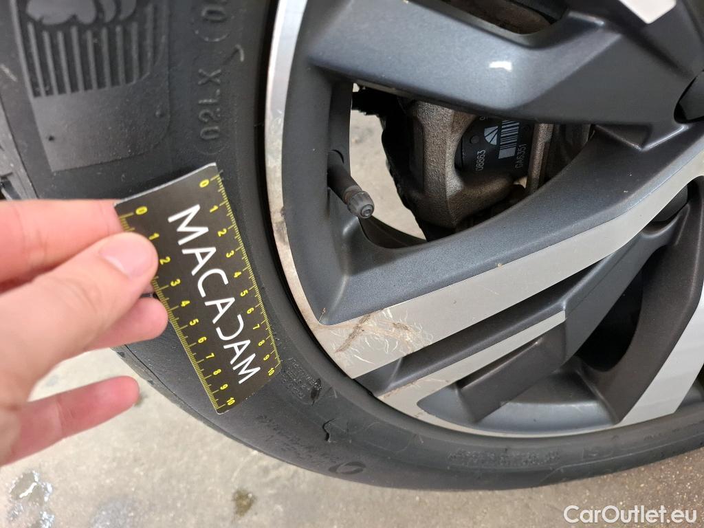  Peugeot  3008  Allure Business 1.2 PureTech 130CV BVA8 E6d #22