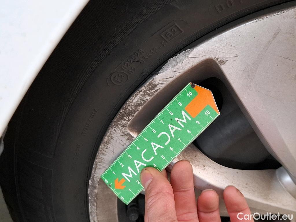  Renault  Clio  V Société Air Nav 1.5 dCi 85CV BVM6 E6dT #71