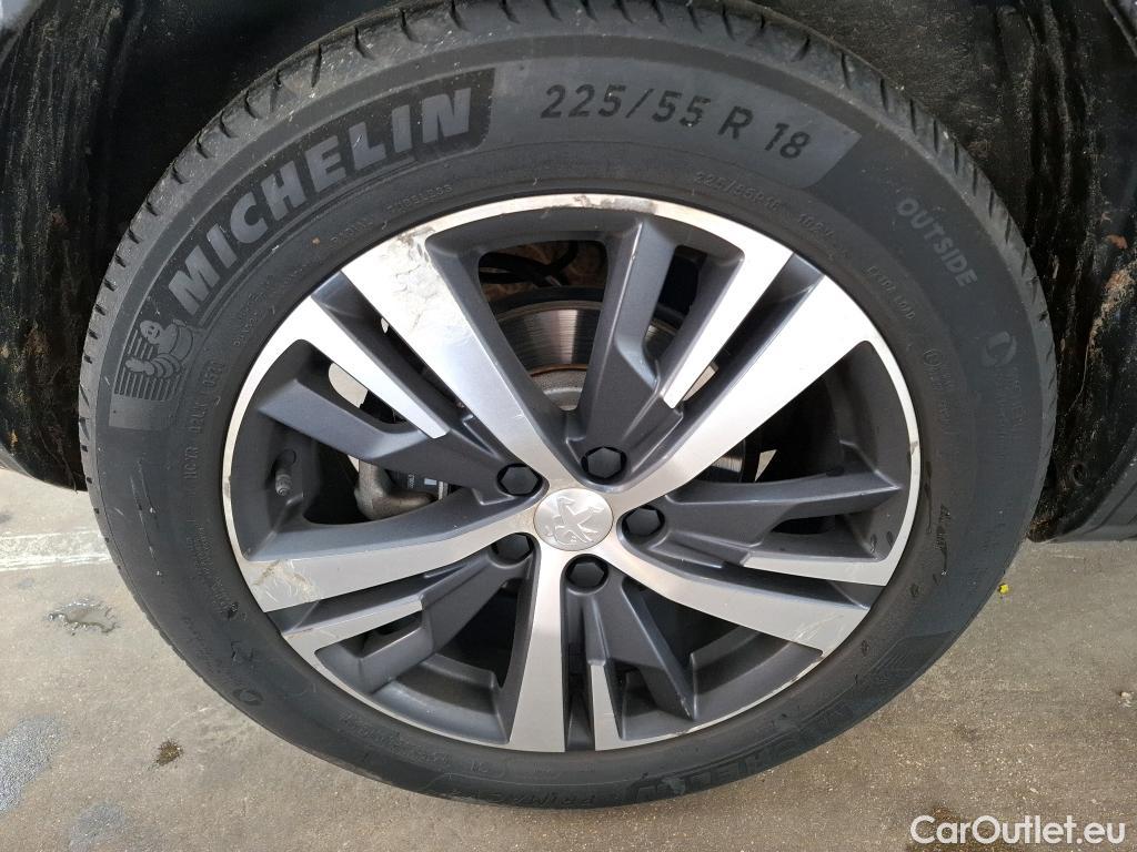  Peugeot  3008  Allure Business 1.2 PureTech 130CV BVA8 E6d #19