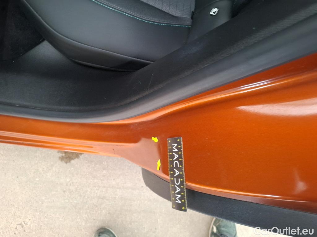  Peugeot  2008  Allure Business 1.5 HDi 110CV BVM6 E6d #19