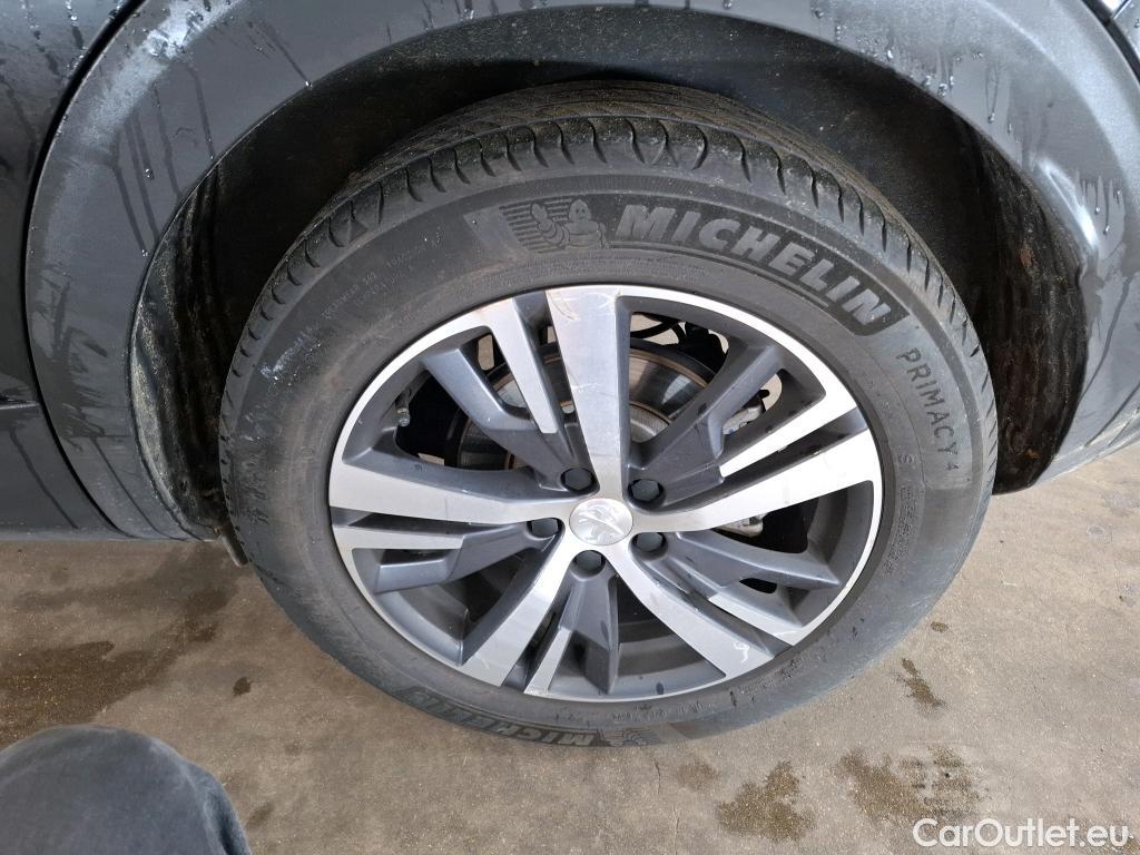  Peugeot  3008  Allure Business 1.2 PureTech 130CV BVA8 E6d #9