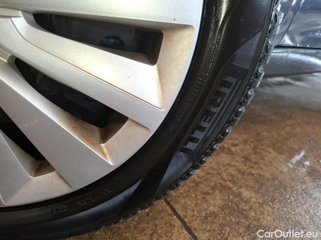  Nissan  Micra  / 2016 / 5P / Berline IG-T 92 Business Edition / TRANSFO VP/VF #53