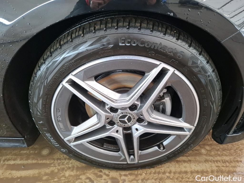  Mercedes  A-Klasse MERCEDES-BENZ Classe A Compact / 2018 / 5P / Berline A 180 AMG Line 7G-DCT #4