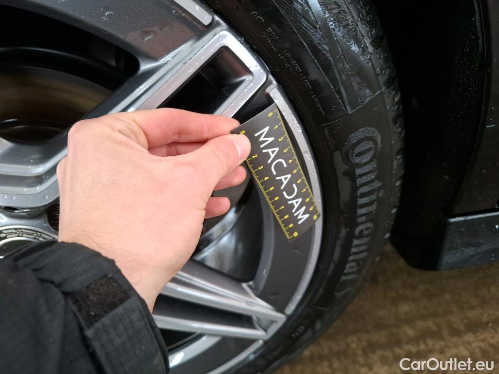  Mercedes  A-Klasse MERCEDES-BENZ Classe A Compact / 2018 / 5P / Berline A 180 AMG Line 7G-DCT #23