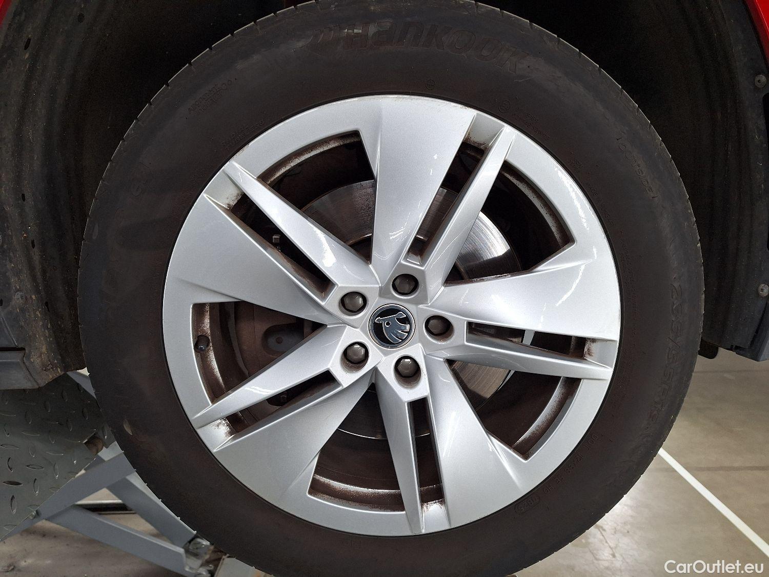  Skoda  ENYAQ Skoda,  '21 BEV, Skoda  iV 80 5d #9